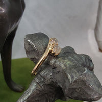 14k gold cabochon moonstone estate ring