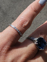 18k white gold engraved 5 diamond vintage wedding floral band