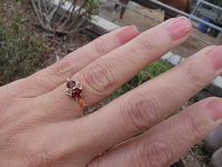 10k gold Victorian pearl & garnet antique ring