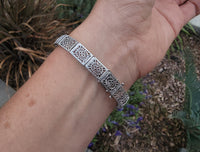 10k white gold c.1920's Deco filigree aquamarine & black onyx bracelet