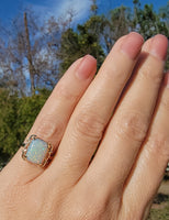 10k yellow gold opal estate ring