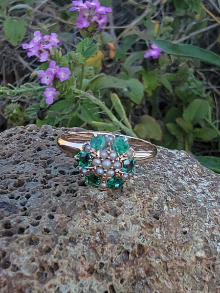 10k gold Victorian emerald & pearl  floral flower estate ring