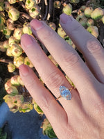 14k gold two tone c.1920's diamond glove shield navette ring