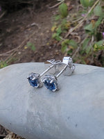 14k white gold blue sapphire and diamond halo studs