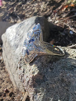 18k white gold diamond & sapphire estate Art Deco c.1920's filigree glove shield ring