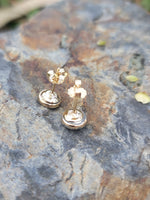 platinum & 14k gold two tone c.1930's Art Deco diamond & mother of pearl stud earring