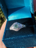 18K white gold green sapphire c.1920's filigree ring