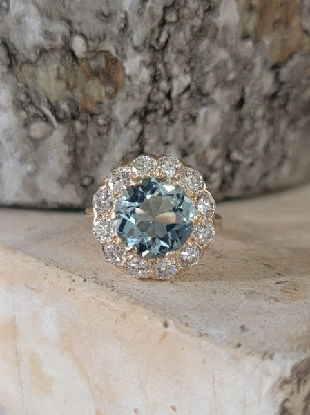 14k gold aquamarine & diamond estate halo ring