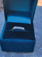 14k gold two tone 6 diamond estate band - apx .04ct tw