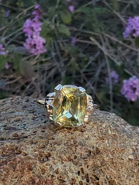 10k yellow gold CITRINE estate ring