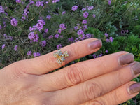 10k gold Victorian flower tulip seed pearl ring