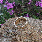 14k gold 3 diamond estate band ring - apx .16ct tw
