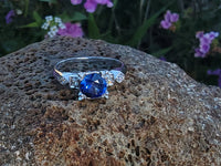 Platinum blue sapphire & diamond estate ring