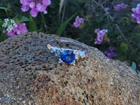 Platinum blue sapphire & diamond estate ring