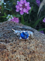 Platinum blue sapphire & diamond estate ring