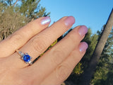Platinum blue sapphire & diamond estate ring