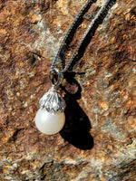14k white gold pearl & diamond necklace pendant