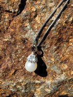 14k white gold pearl & diamond necklace pendant