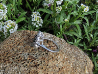 14k white gold blue sapphire & diamond estate ring