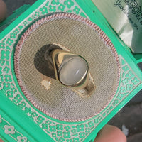 15ct gold Moonstone estate ring
