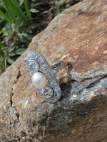 Platinum Diamond & Pearl estate Art Deco c.1920's glove shiel ring