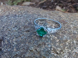 Platinum Emerald & Diamond estate Art Deco vintage antique ring