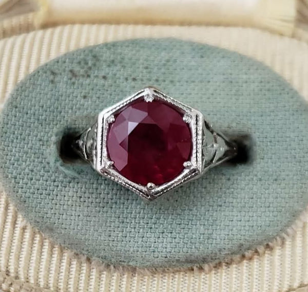 Platinum Burma Ruby filigree c.1920's tulip flower ring